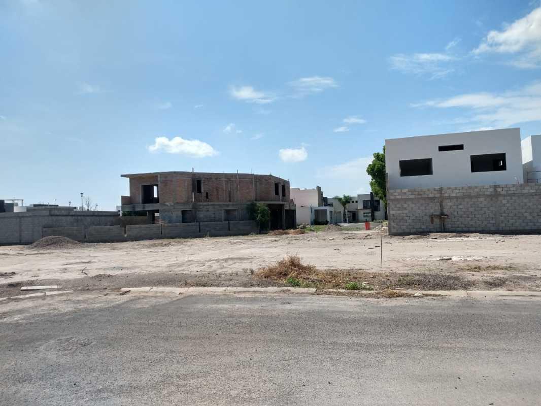 CERRADA TINTORETO, Torreón, Coahuila de Zaragoza, 27420, Mexico, 1 Bedroom Bedrooms, ,Residential,For Sale,CERRADA TINTORETO,1621801