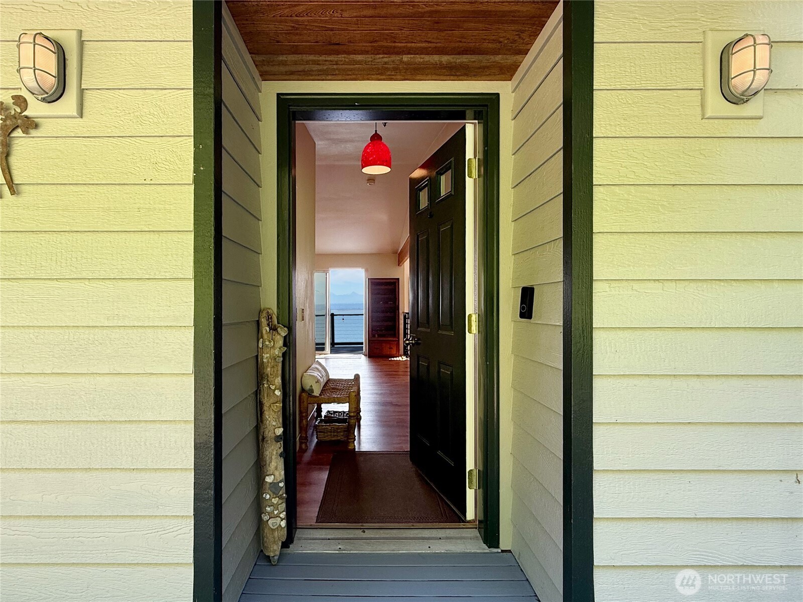 Hat Island, Washington, 98206, United States, 4 Bedrooms Bedrooms, ,2 BathroomsBathrooms,Residential,For Sale,1978388