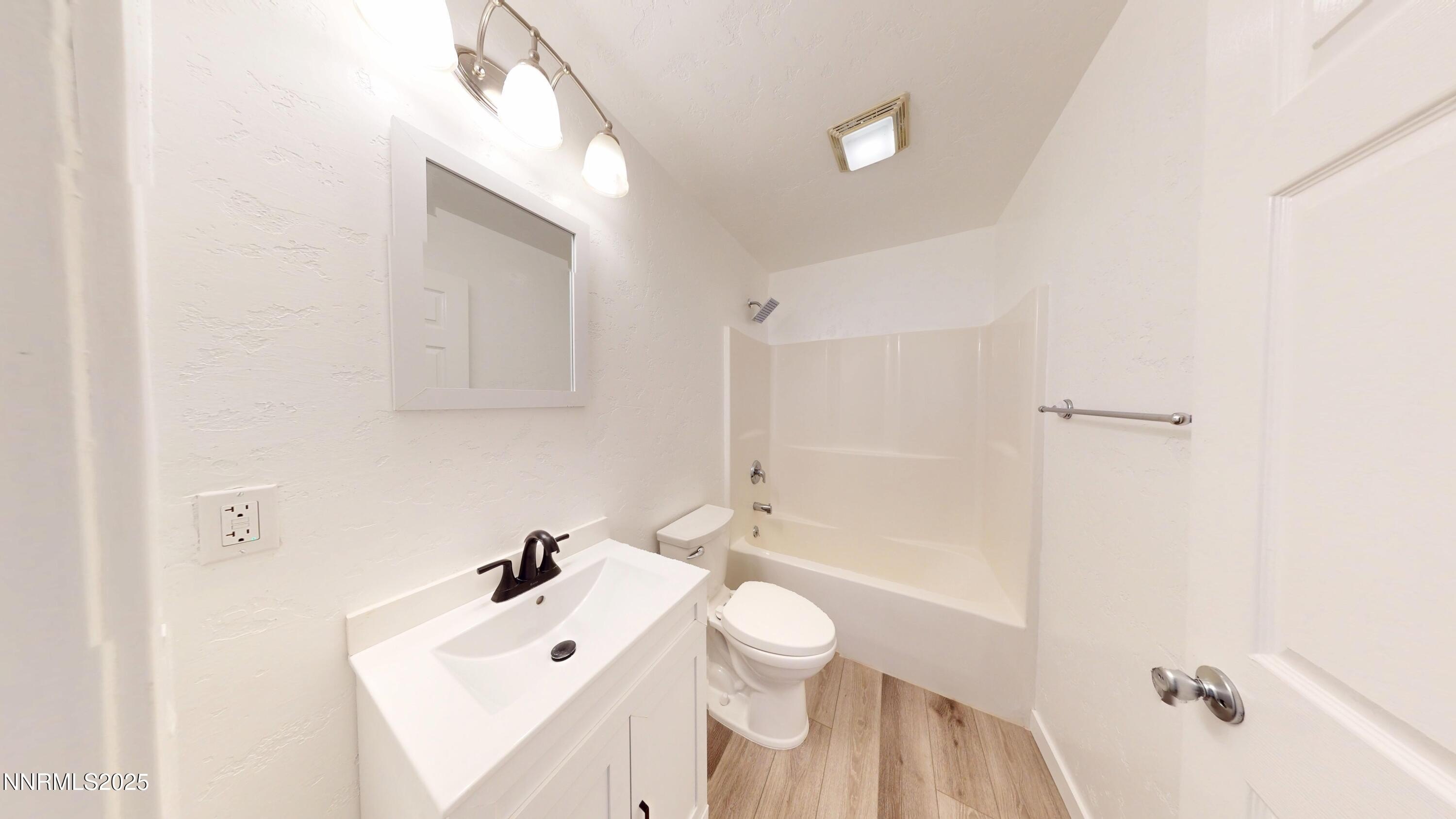 Winnemucca, Nevada, 89445, United States, 5 Bedrooms Bedrooms, ,3 BathroomsBathrooms,Residential,For Sale,1983317