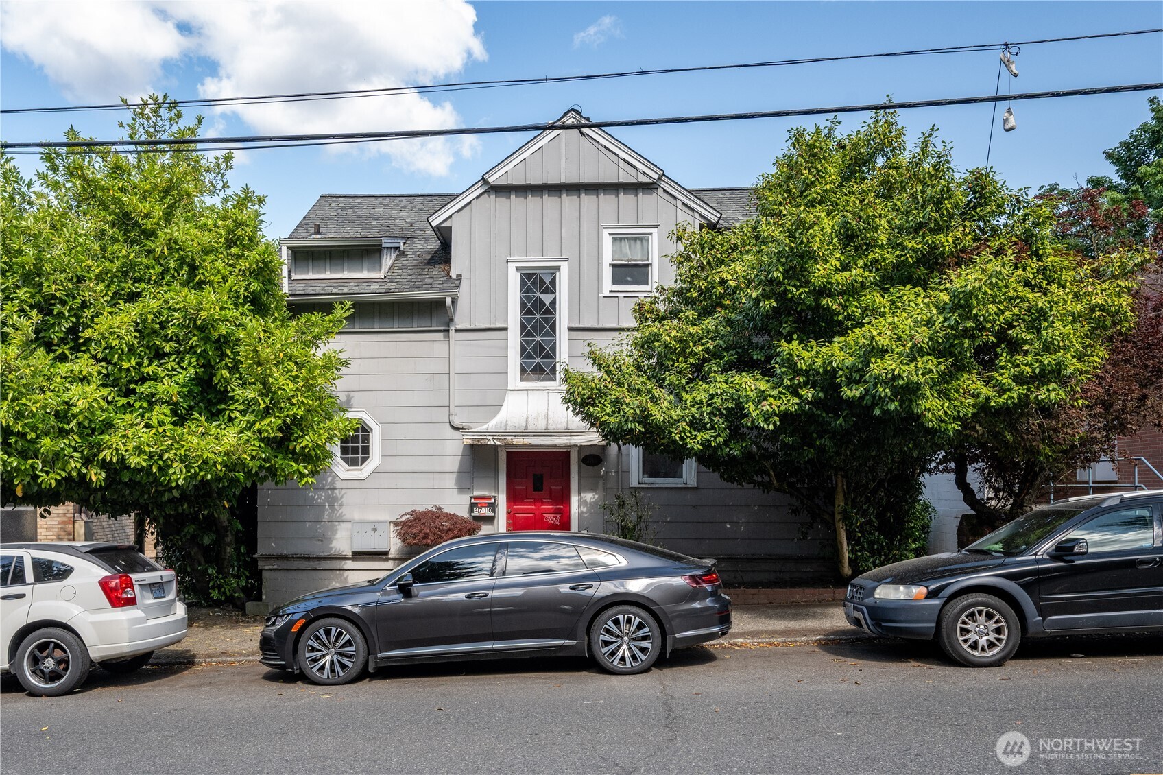 Seattle, Washington, 98105, United States, ,Residential,For Sale,1896313