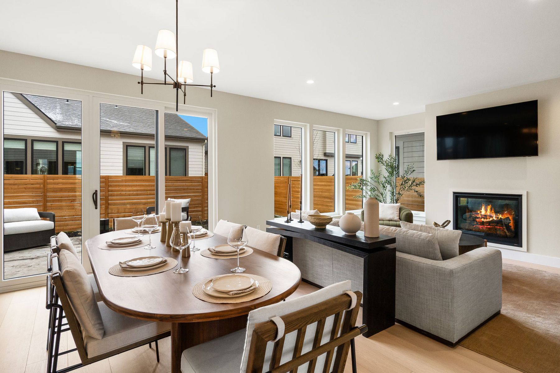  1506 Cambridge Dr - 物件實景