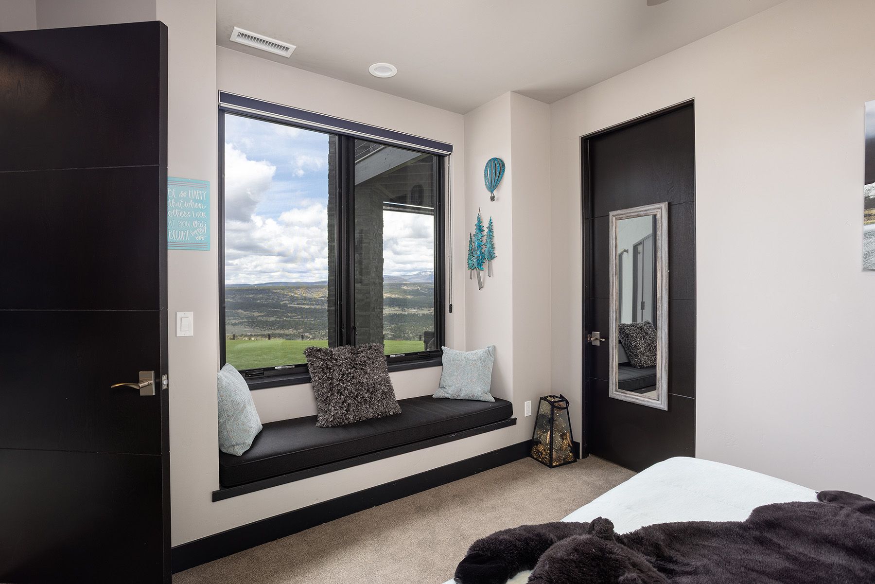  2286 Deer Valley Road - Durango, CO - 物件實景