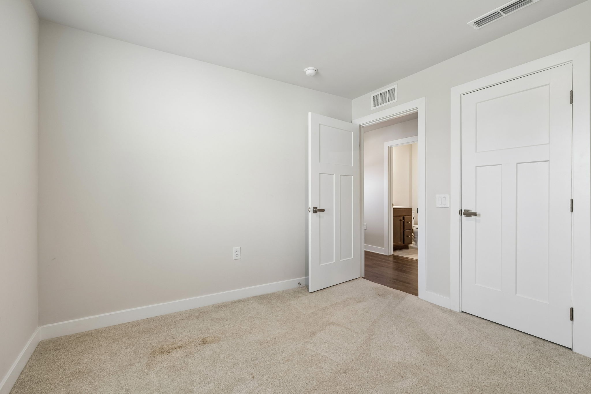  616 Streamview Dr, White House, TN, 37188 - 物件實景