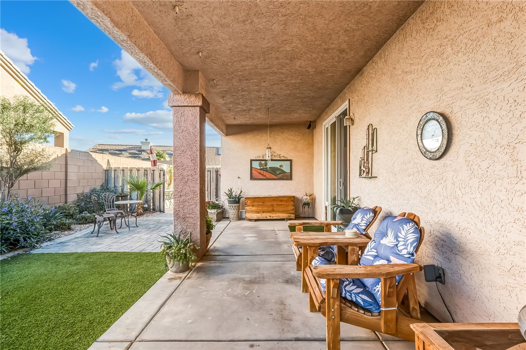 Bullhead City, Arizona, 86442, United States, 4 Bedrooms Bedrooms, ,2 BathroomsBathrooms,Residential,For Sale,1988926