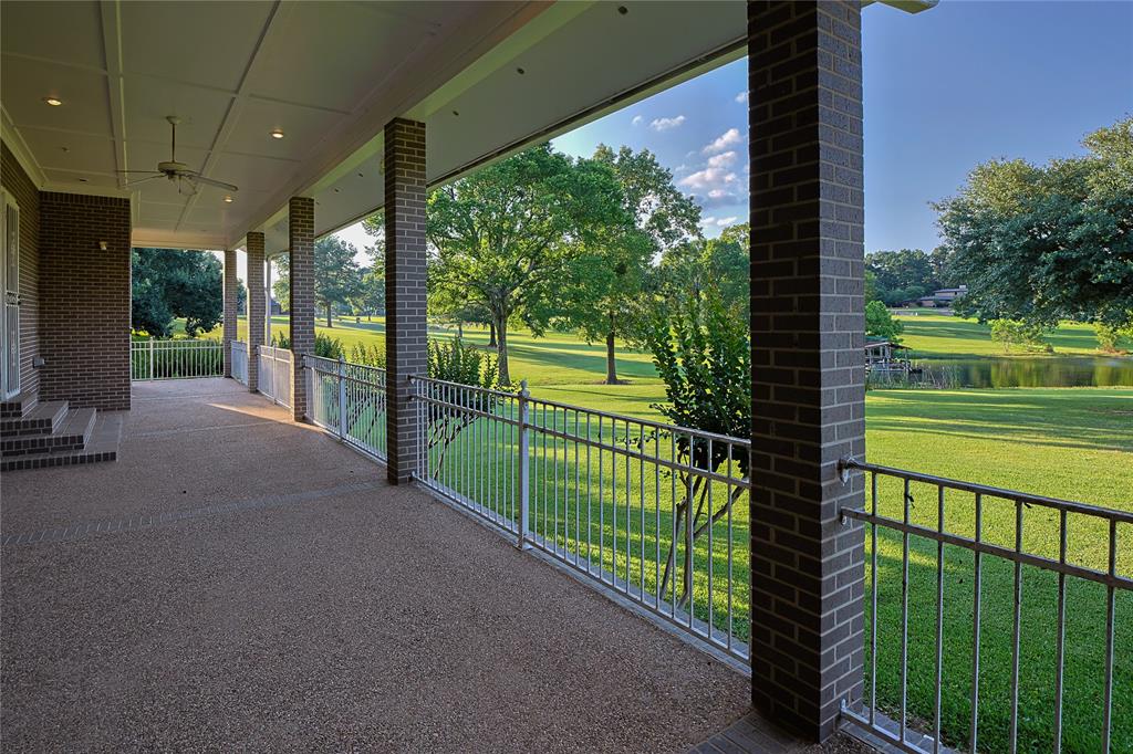 Texarkana, Texas, 75503, United States, 5 Bedrooms Bedrooms, ,8 BathroomsBathrooms,Residential,For Sale,1877374