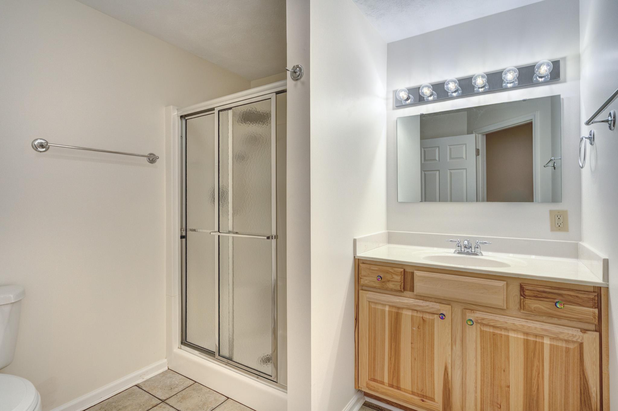 Blacksburg, Virginia, 24060, United States, 4 Bedrooms Bedrooms, ,3 BathroomsBathrooms,Residential,For Sale,1847433