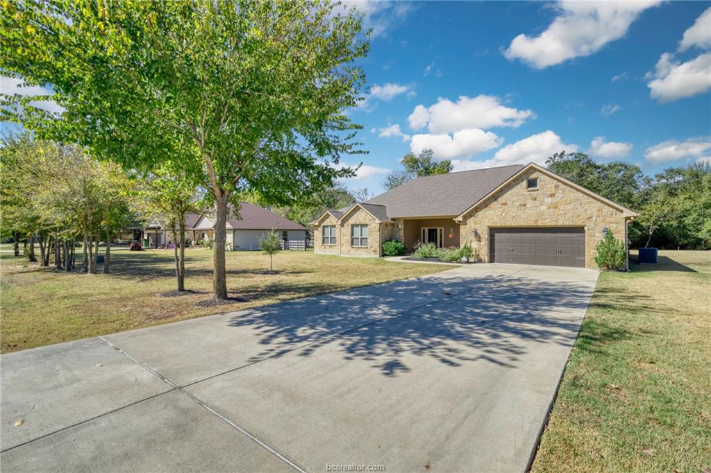 North Zulch, Texas, 77872, United States, 4 Bedrooms Bedrooms, ,3 BathroomsBathrooms,Residential,For Sale,1920538