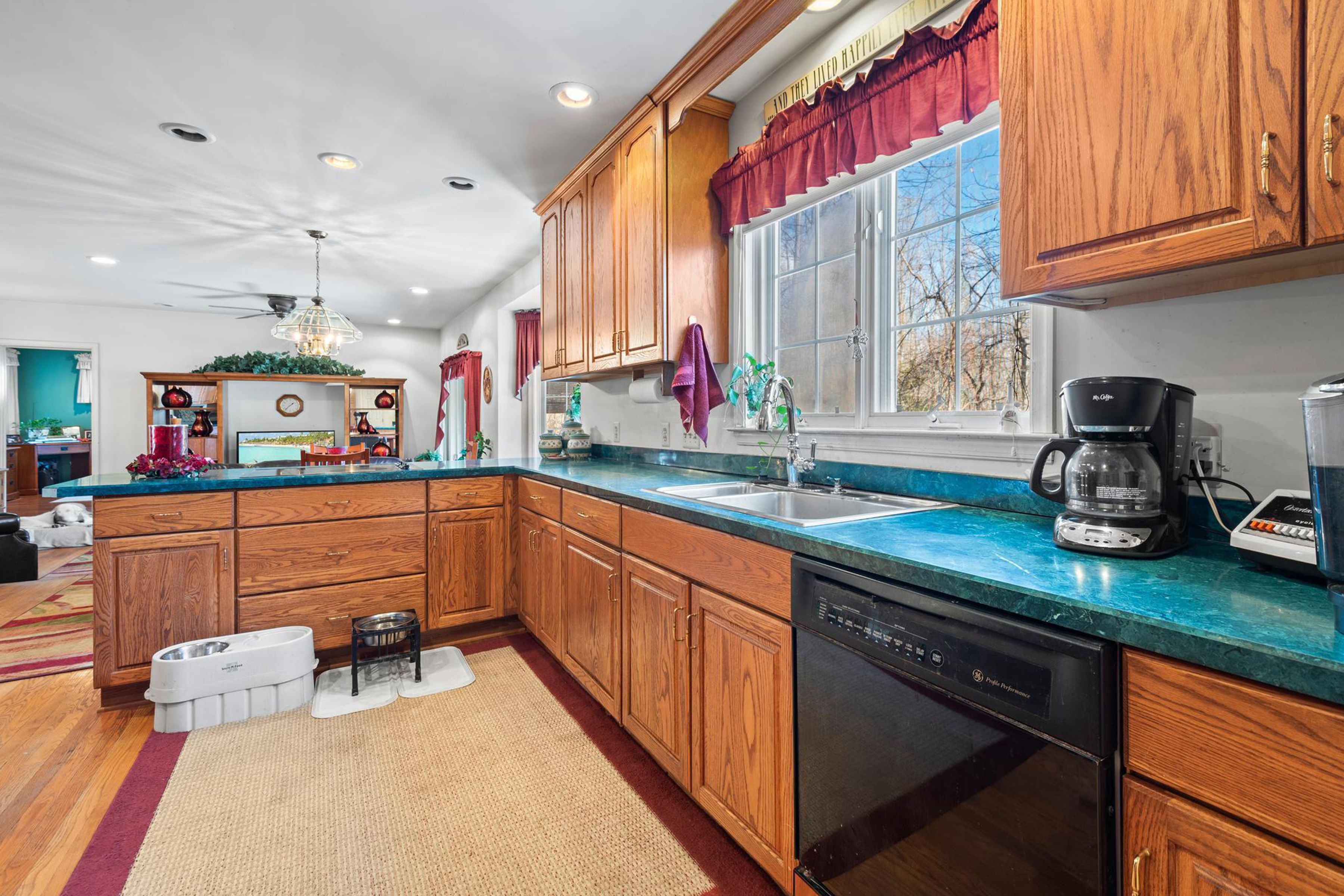  2701 Olney Sandy Spring Road, Olney, MD, 20832 - 物件實景