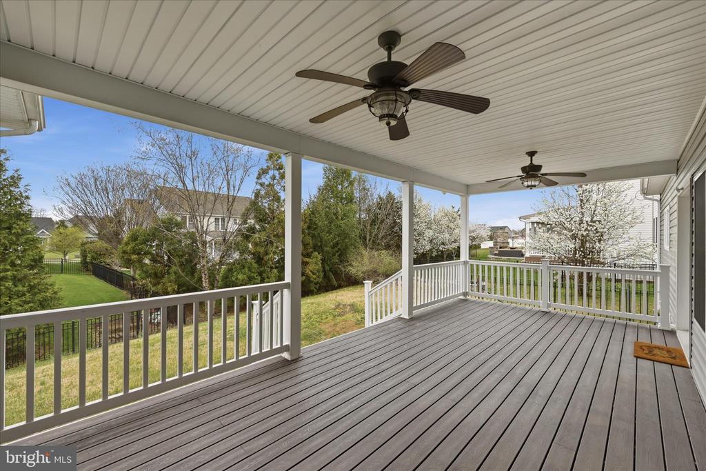 Winchester, Virginia, 22602, United States, 6 Bedrooms Bedrooms, ,5 BathroomsBathrooms,Residential,For Sale,2032756
