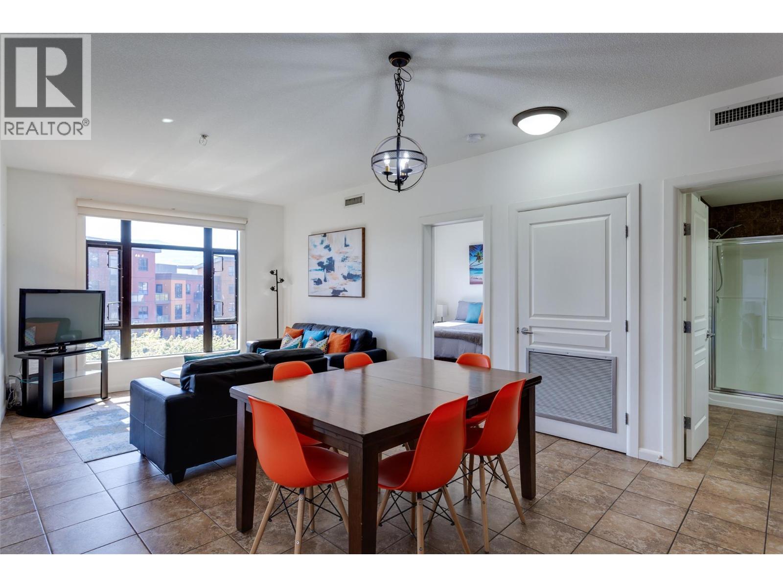 KELOWNA, British Columbia, V1W 3G7, CA, 2 Bedrooms Bedrooms, ,2 BathroomsBathrooms,Residential,For Sale,1960656