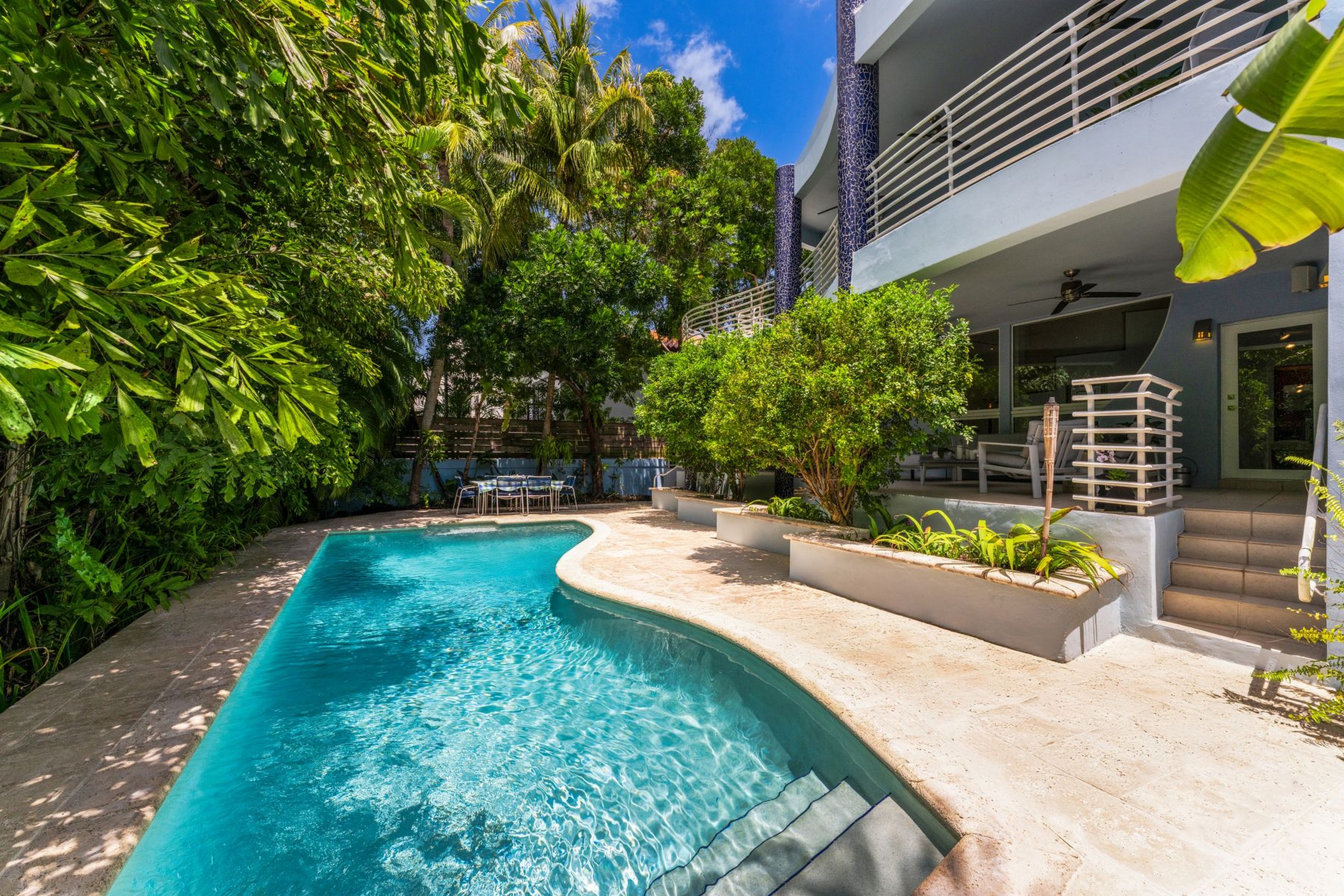  690 Warren Ln, Key Biscayne, FL, 33149 - 物件實景