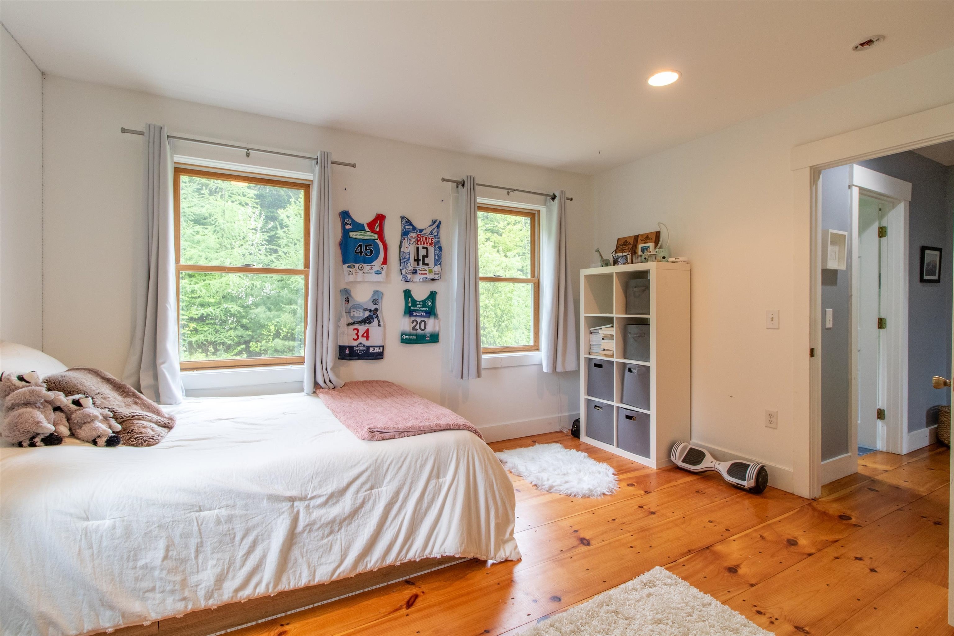 Kirby, Vermont, 05851, United States, 5 Bedrooms Bedrooms, ,3 BathroomsBathrooms,Residential,For Sale,2036584