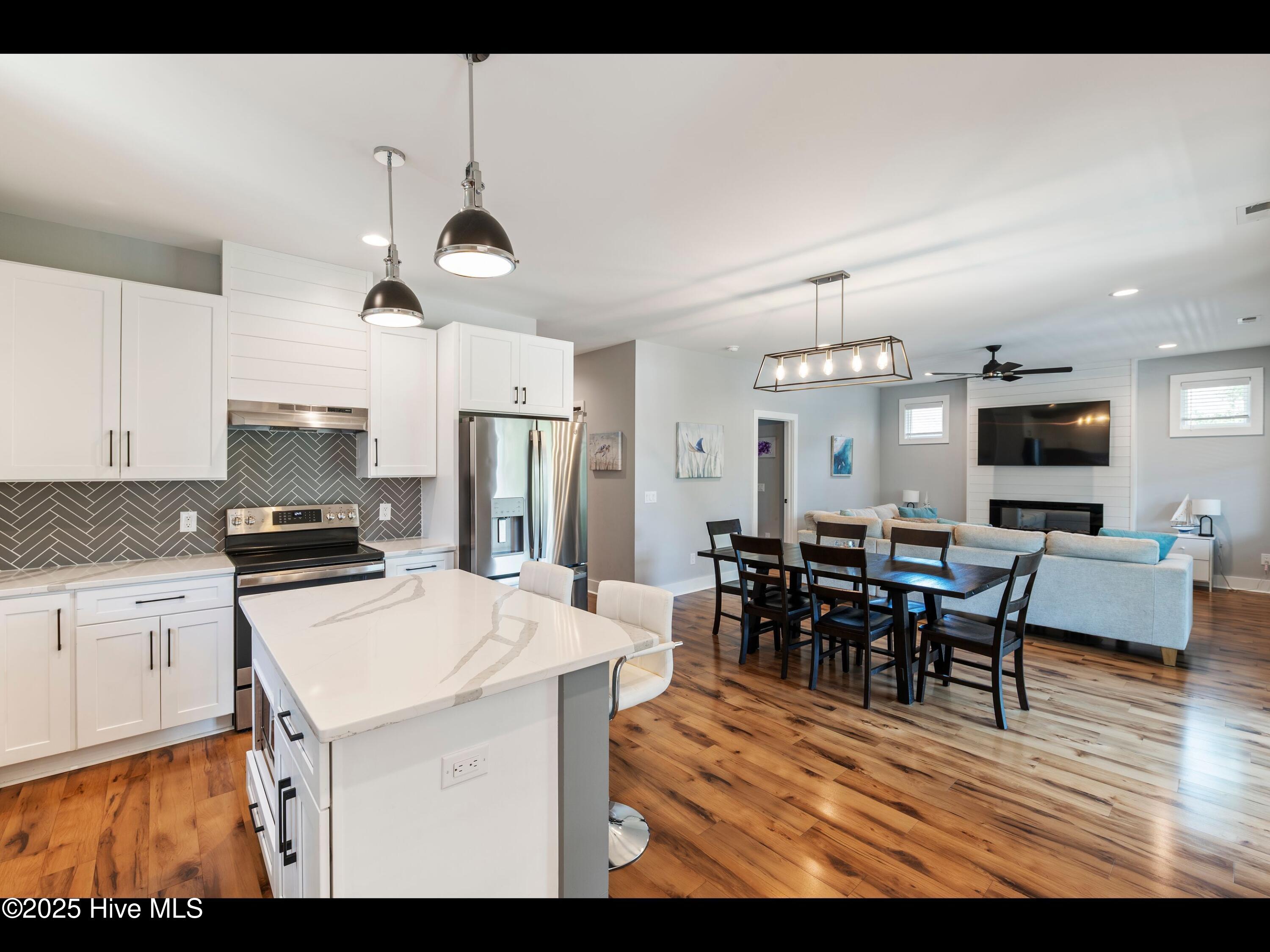 Oak Island, North Carolina, 28465, United States, 3 Bedrooms Bedrooms, ,2 BathroomsBathrooms,Residential,For Sale,1829568