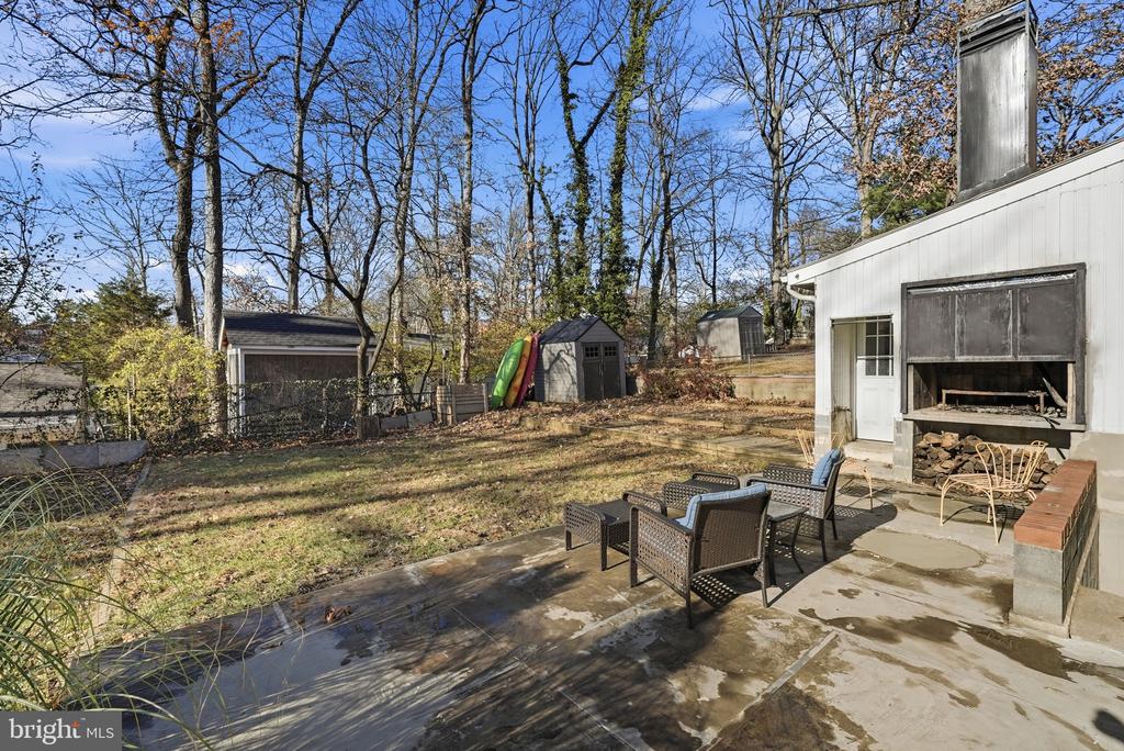 Silver Spring, Maryland, 20901, United States, 4 Bedrooms Bedrooms, ,3 BathroomsBathrooms,Residential,For Sale,2002464