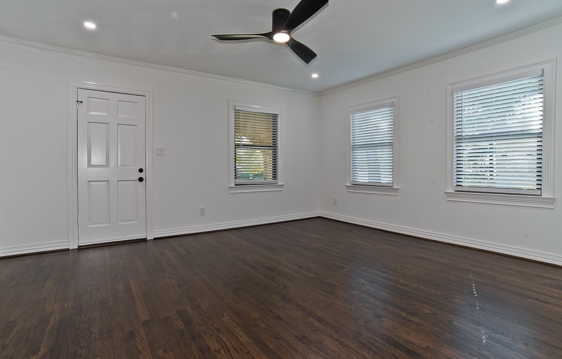 Dallas, Texas, 75203, United States, 2 Bedrooms Bedrooms, ,2 BathroomsBathrooms,Residential,For Sale,1993579