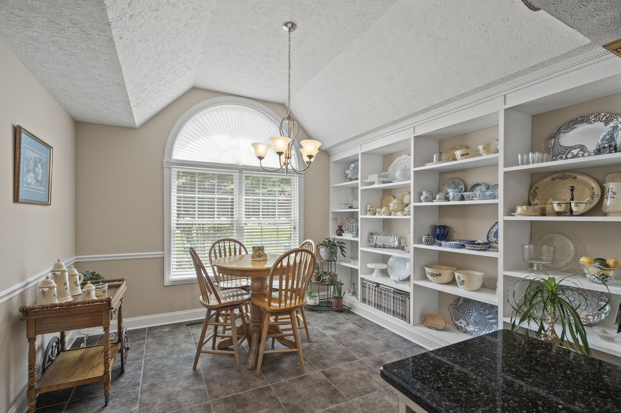 Ashland City, Tennessee, 37015, United States, 3 Bedrooms Bedrooms, ,3 BathroomsBathrooms,Residential,For Sale,1983979