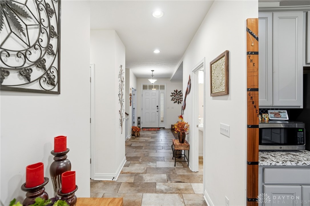 Beavercreek Twp, Ohio, 45385, United States, 3 Bedrooms Bedrooms, ,4 BathroomsBathrooms,Residential,For Sale,1991146