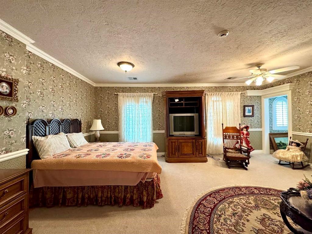 Chickasha, Oklahoma, 73018, United States, 7 Bedrooms Bedrooms, ,7 BathroomsBathrooms,Residential,For Sale,1921777