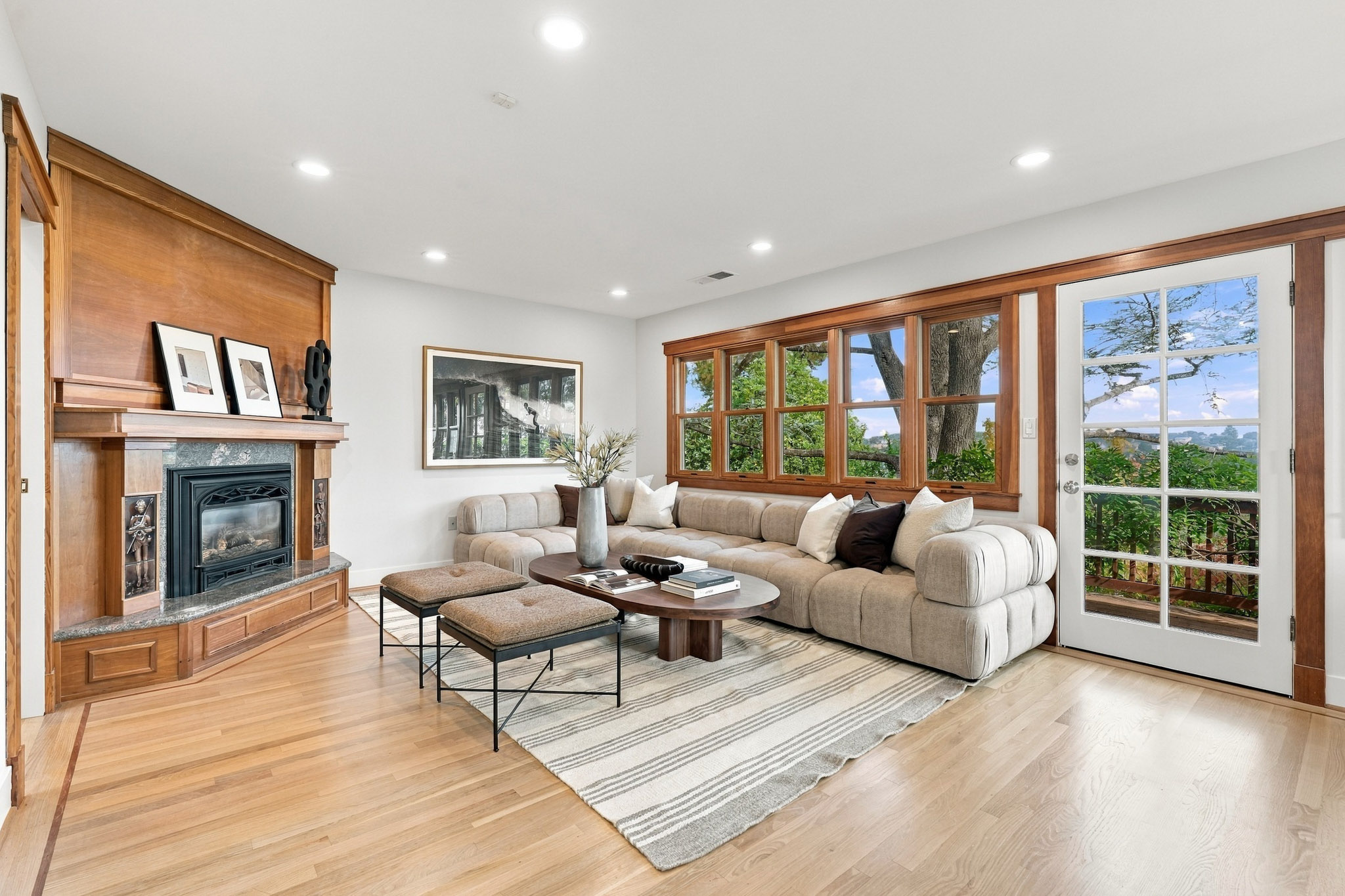  Timeless Craftsman in Belmont - 物件實景