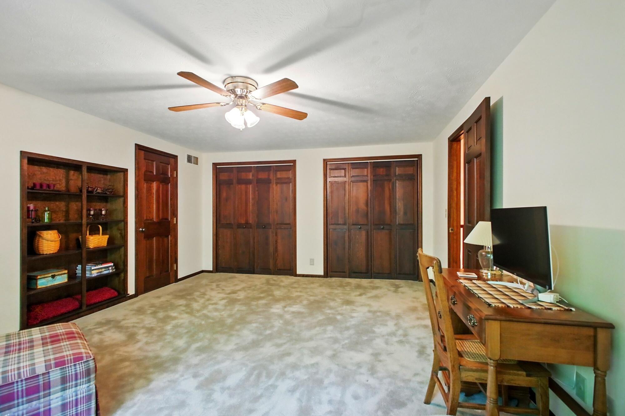 Springfield, Ohio, 45504, United States, 4 Bedrooms Bedrooms, ,3 BathroomsBathrooms,Residential,For Sale,1927340