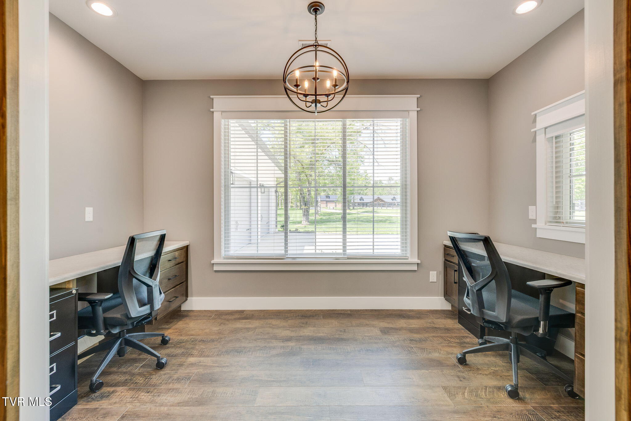 Dandridge, Tennessee, 37725, United States, 3 Bedrooms Bedrooms, ,4 BathroomsBathrooms,Residential,For Sale,2040308