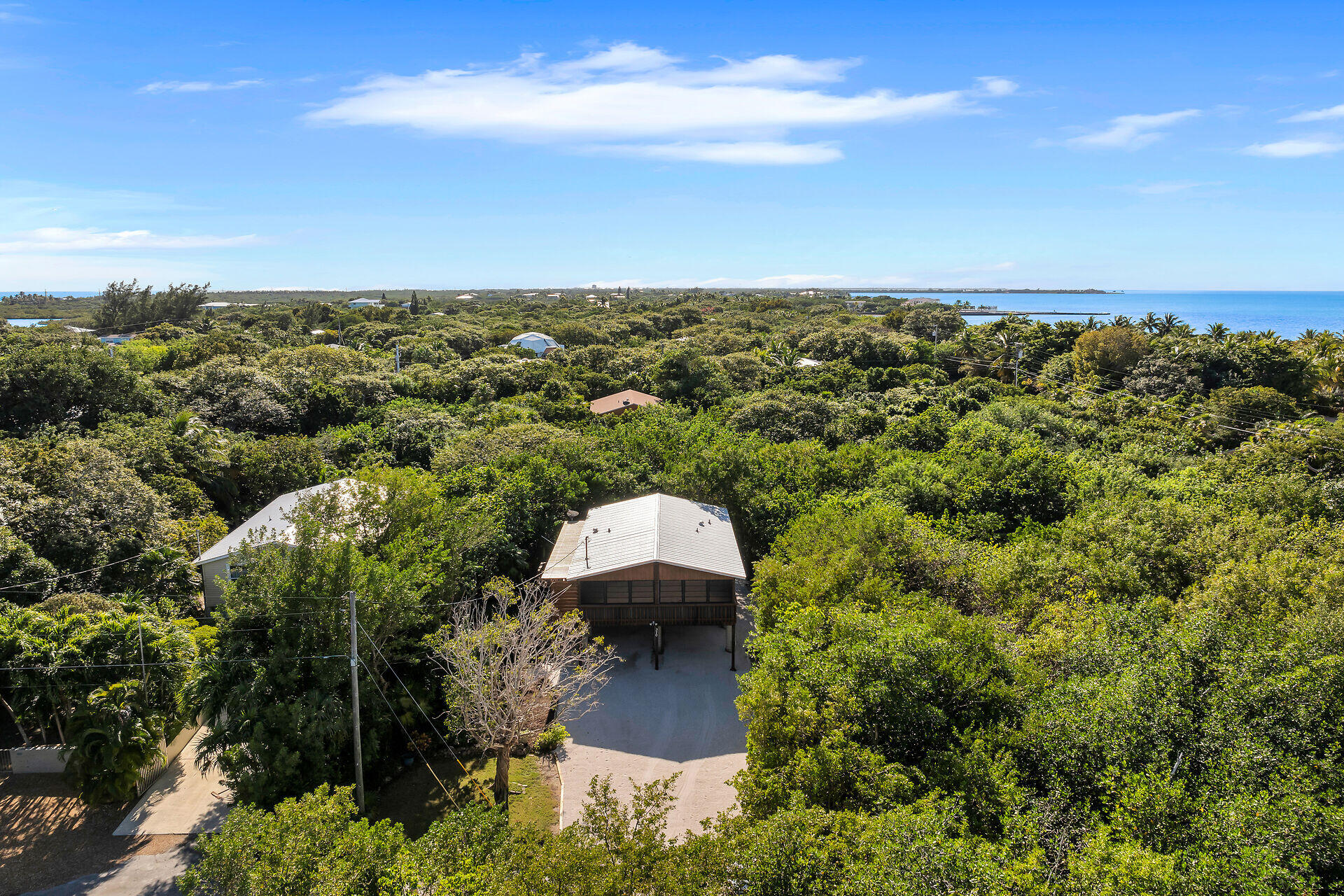 MARATHON, Florida, 33050, United States, 2 Bedrooms Bedrooms, ,2 BathroomsBathrooms,Residential,For Sale,1707651