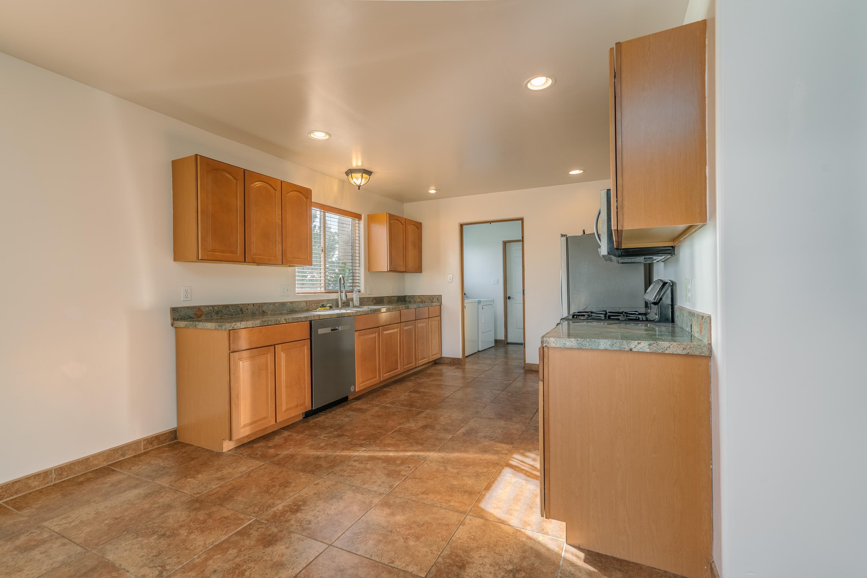 Arroyo Hondo, New Mexico, 87513, United States, 2 Bedrooms Bedrooms, ,2 BathroomsBathrooms,Residential,For Sale,1995561