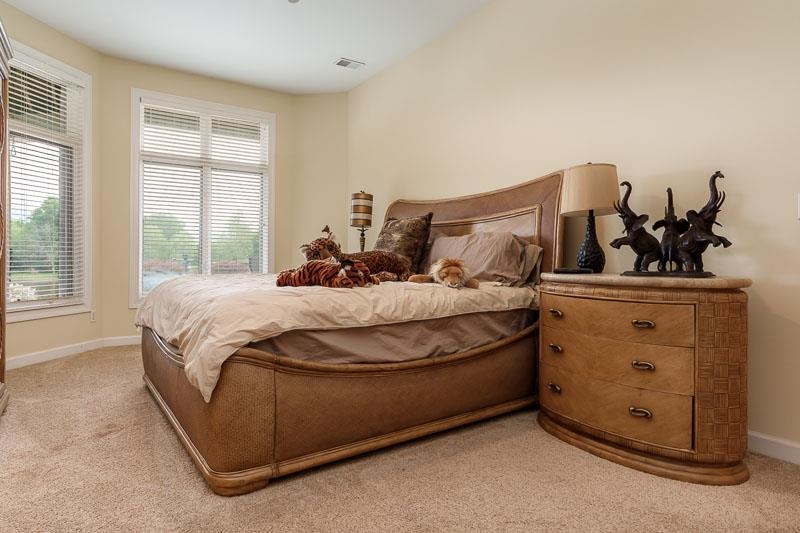 Machesney Park, Illinois, 61115, United States, 4 Bedrooms Bedrooms, ,5 BathroomsBathrooms,Residential,For Sale,2049063