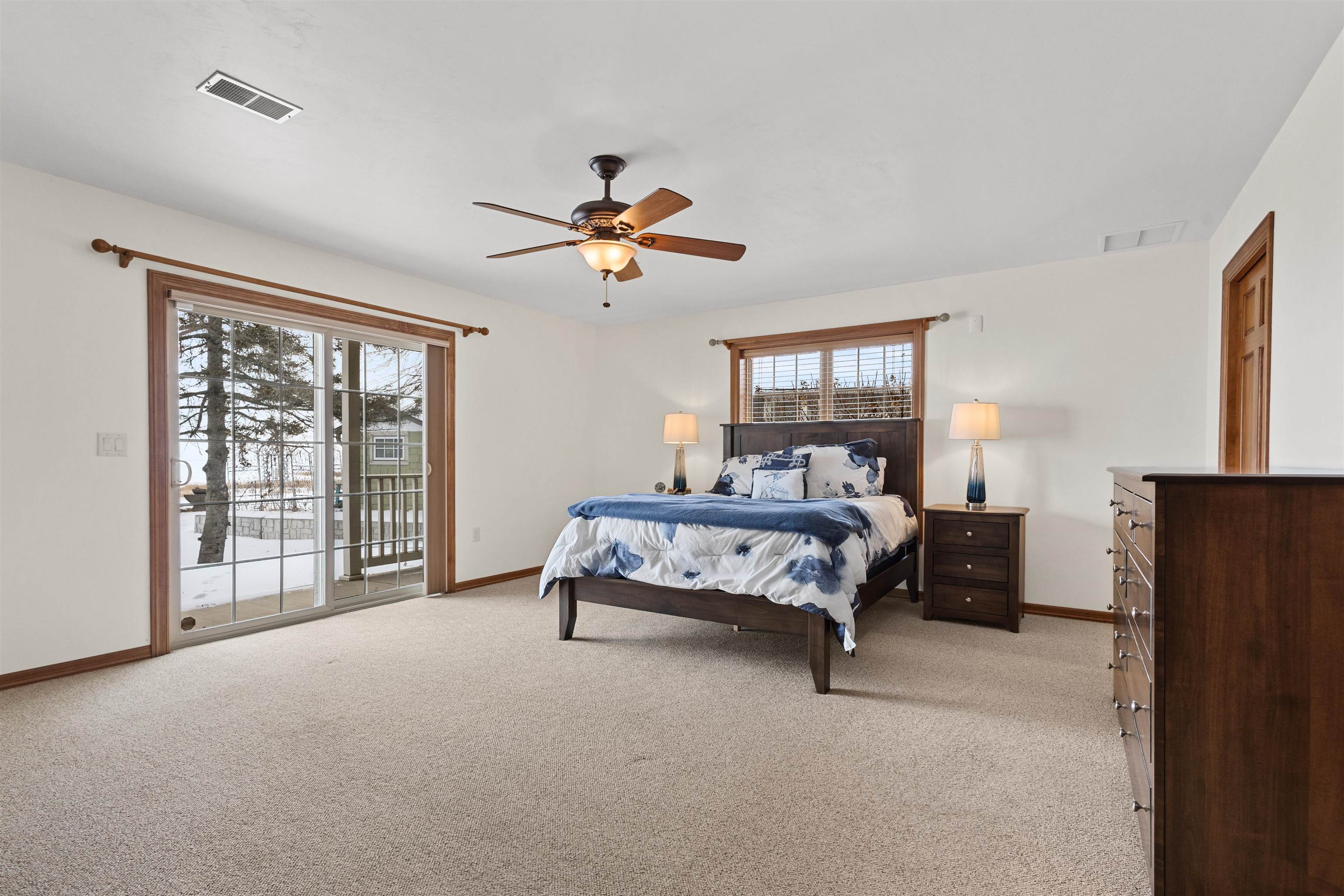 Oconto, Wisconsin, 54153, United States, 3 Bedrooms Bedrooms, ,3 BathroomsBathrooms,Residential,For Sale,2017329