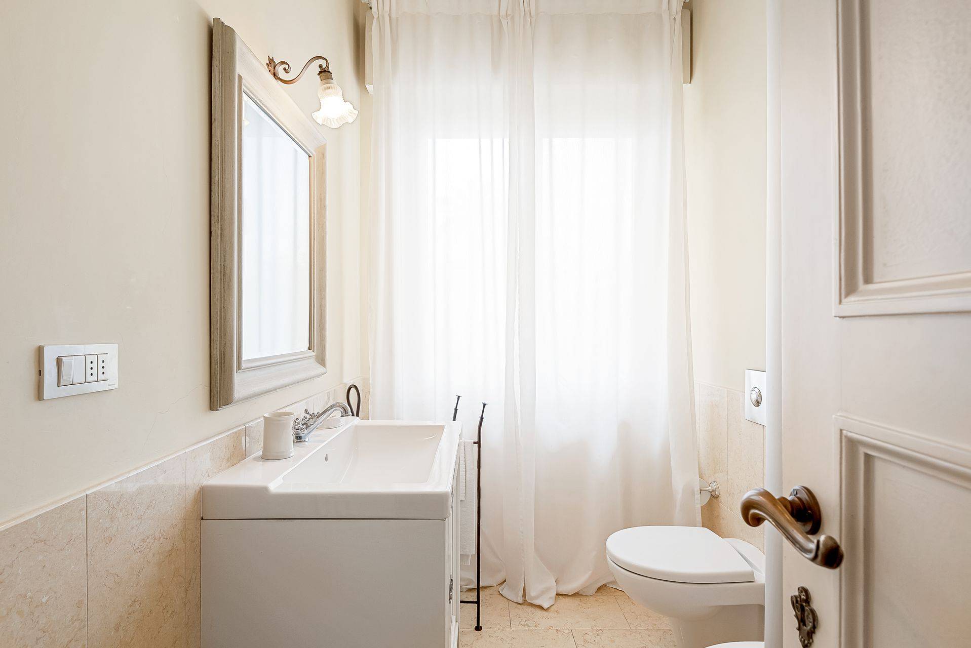 via solferino, Forte dei Marmi, Lucca, 55042, IT, 6 Bedrooms Bedrooms, ,5 BathroomsBathrooms,Residential,For Sale,via solferino,1651035
