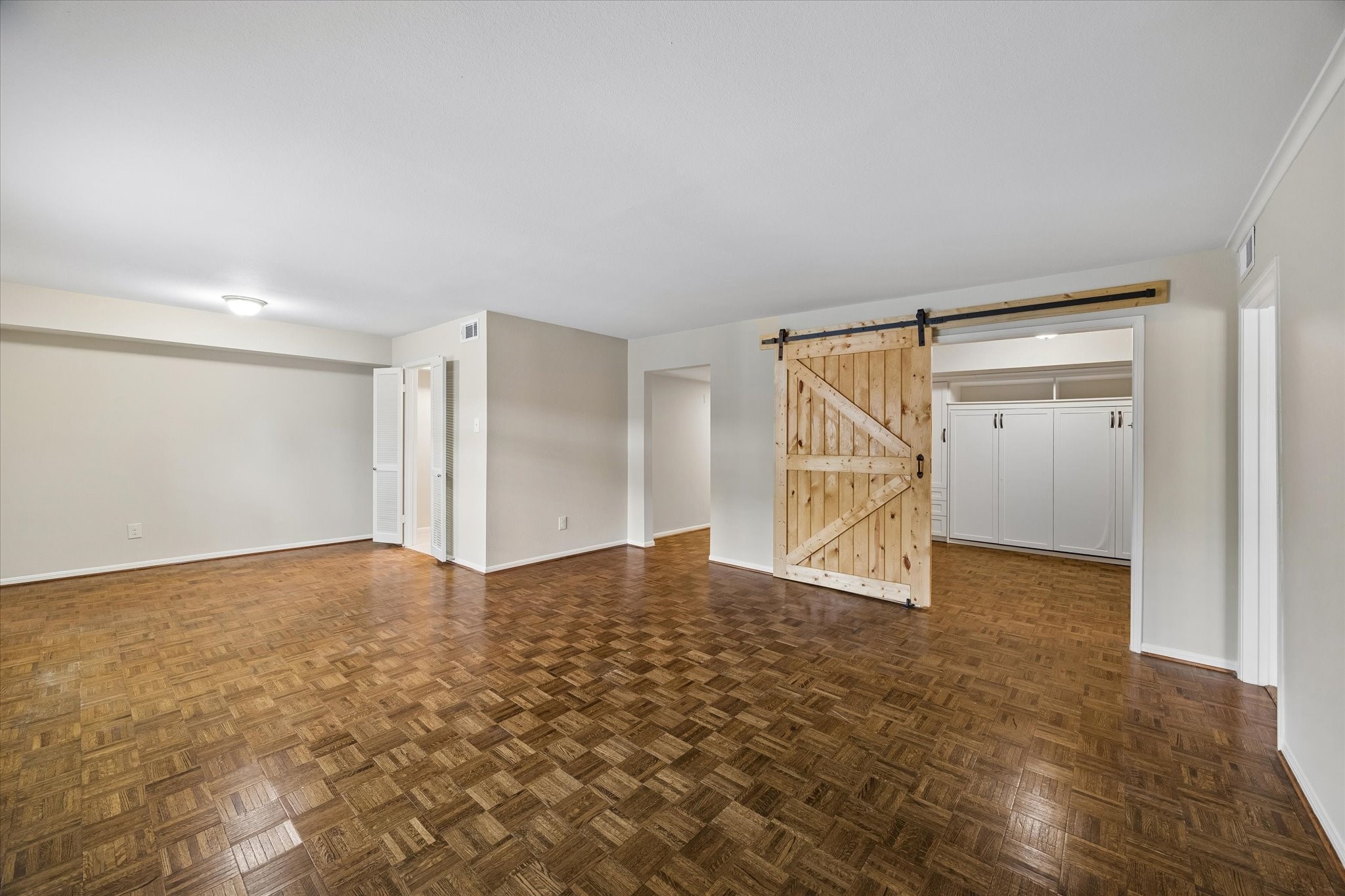  355 N Post Oak Lane #644 - 物件實景