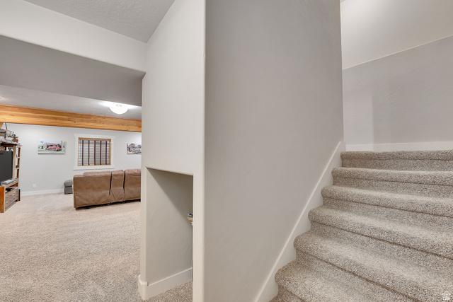 South Jordan, Utah, 84095, United States, 5 Bedrooms Bedrooms, ,4 BathroomsBathrooms,Residential,For Sale,1979432