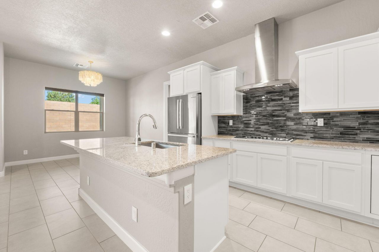 Rio Rancho, New Mexico, 87124, United States, 4 Bedrooms Bedrooms, ,3 BathroomsBathrooms,Residential,For Sale,1924973