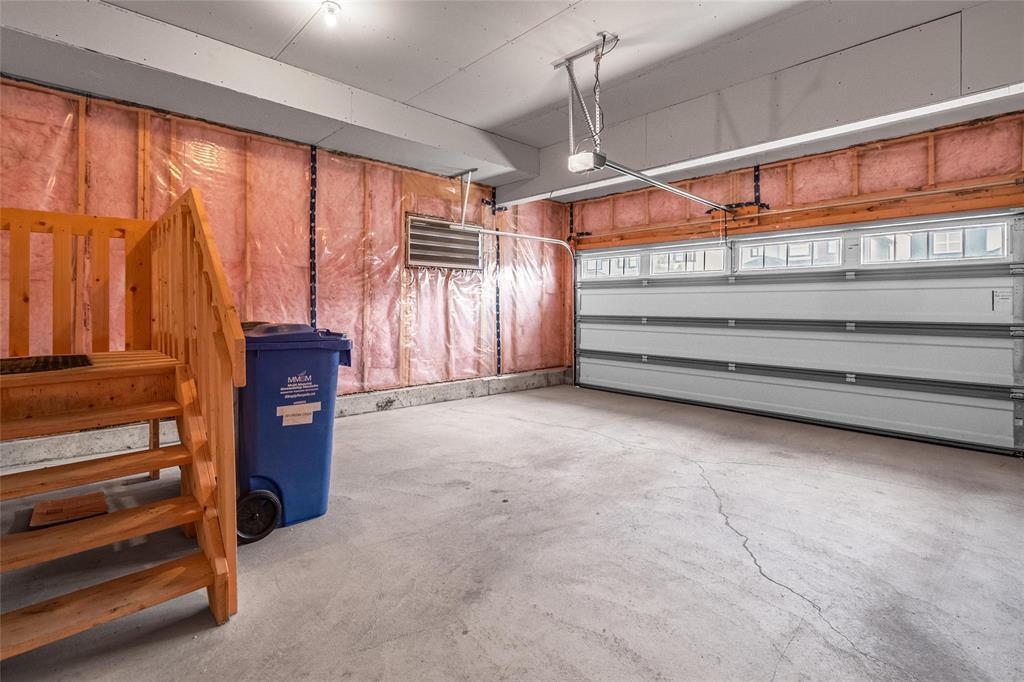 WINNIPEG, Manitoba, R2V 5C8, CA, 3 Bedrooms Bedrooms, ,2 BathroomsBathrooms,Residential,For Sale,1947801