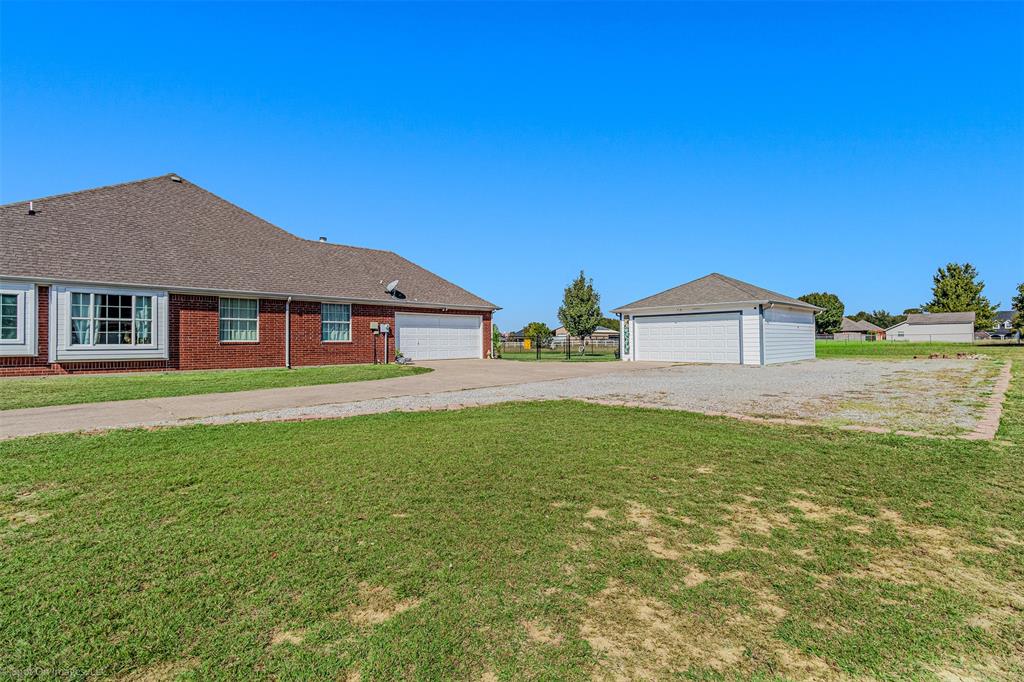 Van Alstyne, Texas, 75495, United States, 4 Bedrooms Bedrooms, ,2 BathroomsBathrooms,Residential,For Sale,1965564