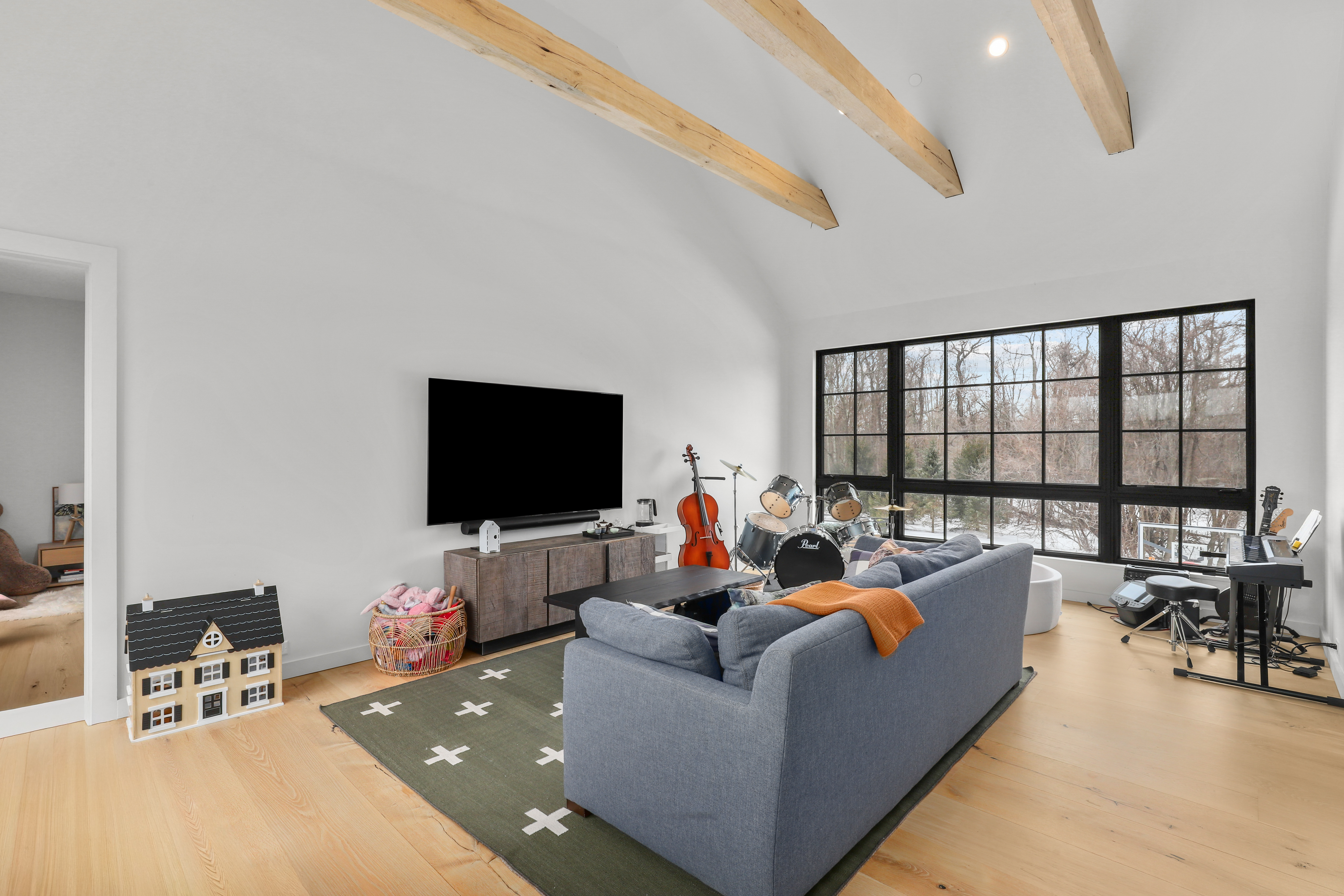  3031 Purchase Street - 物件實景