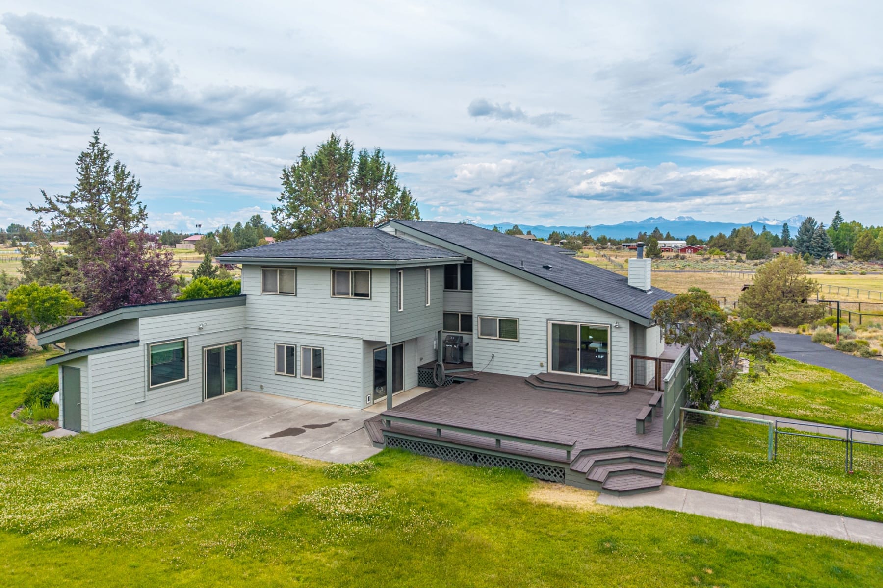  61670 Somerset Drive Bend, OR 97702 - 物件實景
