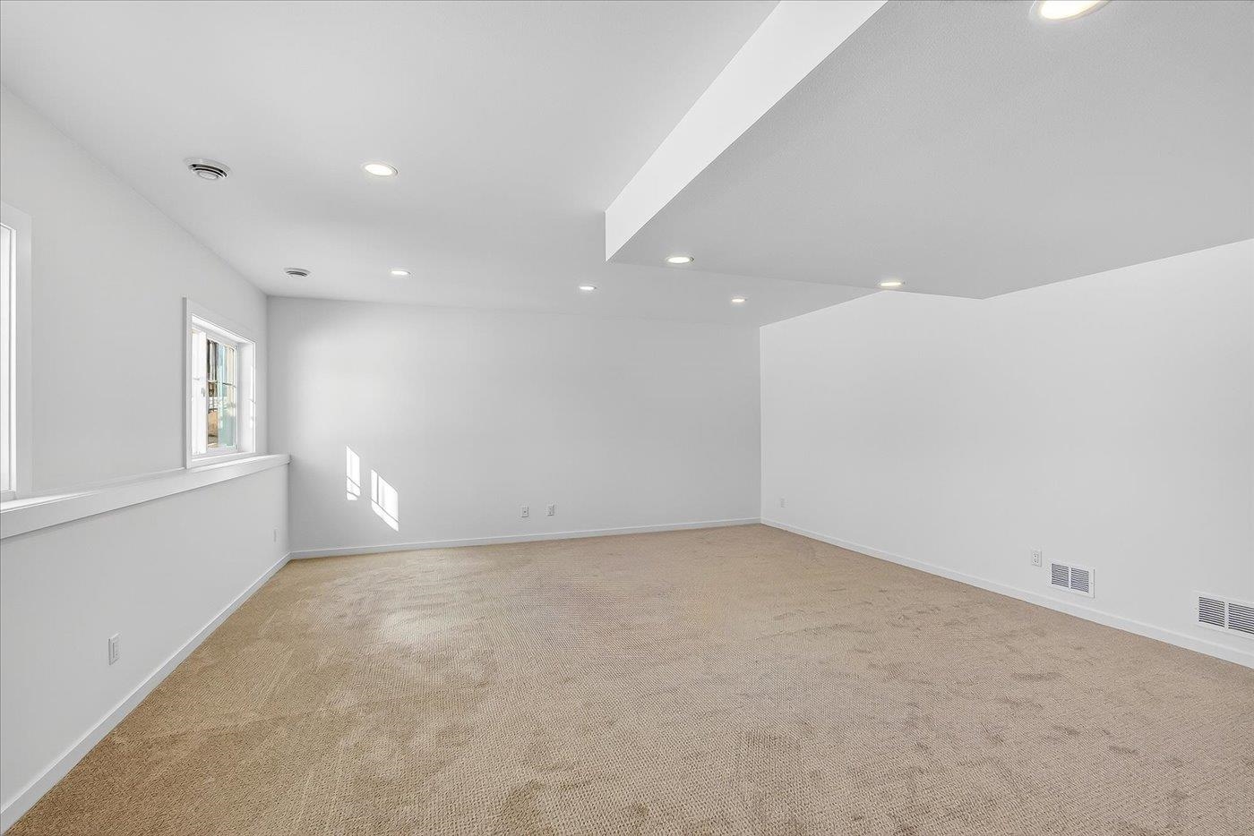 Waunakee, Wisconsin, 53597, United States, 3 Bedrooms Bedrooms, ,3 BathroomsBathrooms,Residential,For Sale,2031219