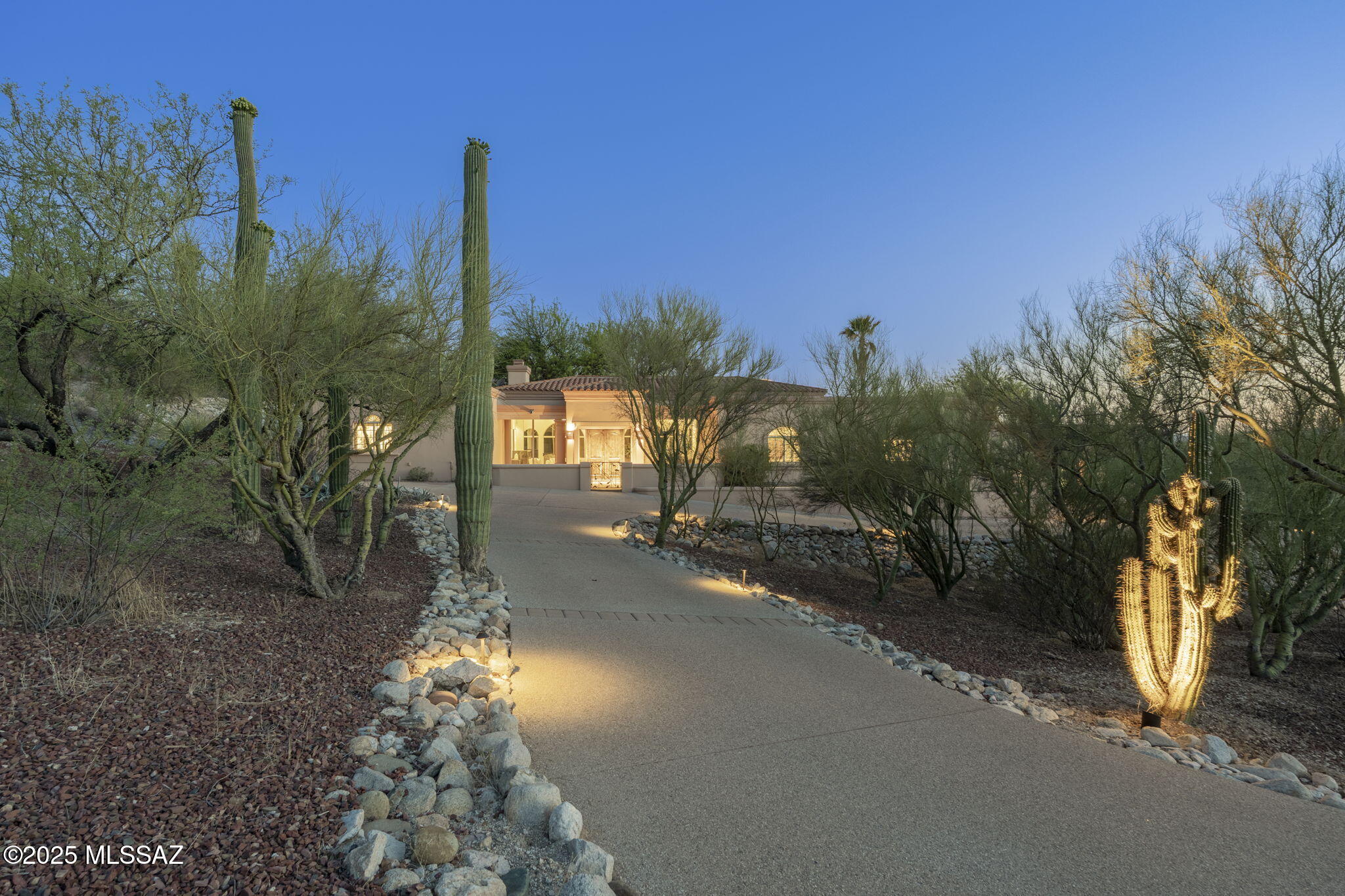 Tucson, Arizona, 85718, United States, 4 Bedrooms Bedrooms, ,4 BathroomsBathrooms,Residential,For Sale,1837380