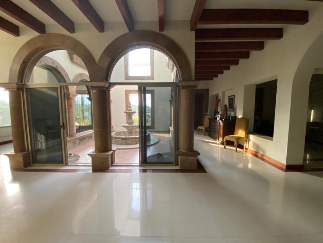 Sim?n Montemayor, Santiago, Nuevo León, 67300, Mexico, 3 Bedrooms Bedrooms, ,3 BathroomsBathrooms,Residential,For Sale,Sim?n Montemayor,1443068