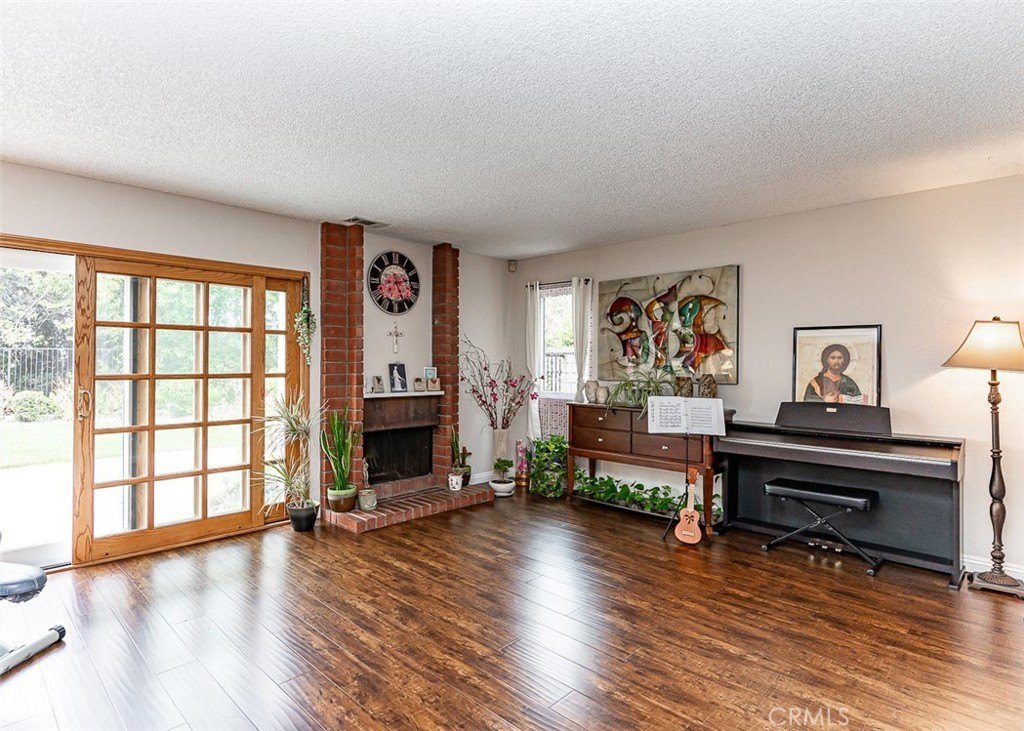 Phillips Ranch, California, 91766, United States, 4 Bedrooms Bedrooms, ,3 BathroomsBathrooms,Residential,For Sale,1796988