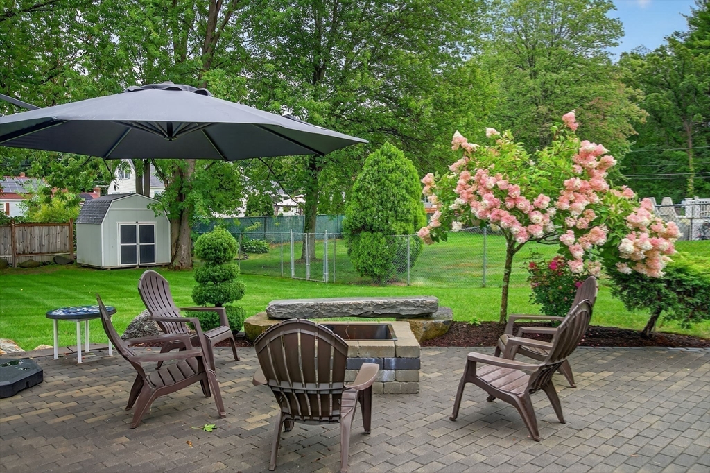 Dracut, Massachusetts, 01826, United States, 4 Bedrooms Bedrooms, ,2 BathroomsBathrooms,Residential,For Sale,1937209