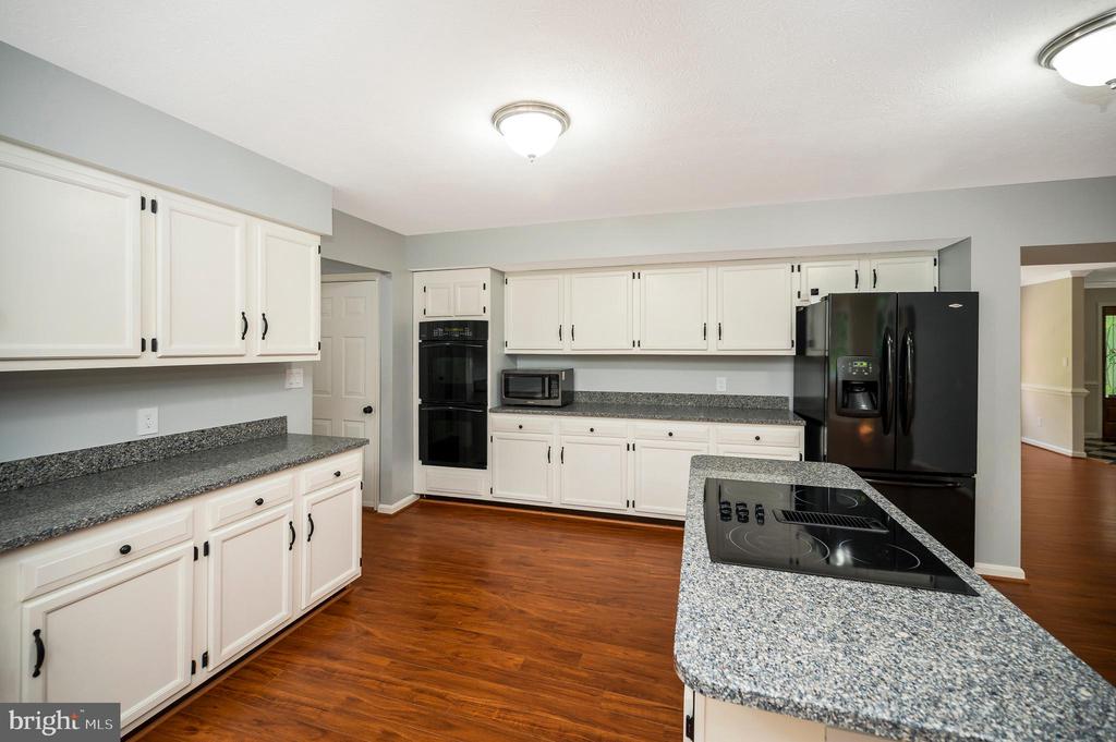 Stafford, Virginia, 22554, United States, 5 Bedrooms Bedrooms, ,4 BathroomsBathrooms,Residential,For Sale,1938309
