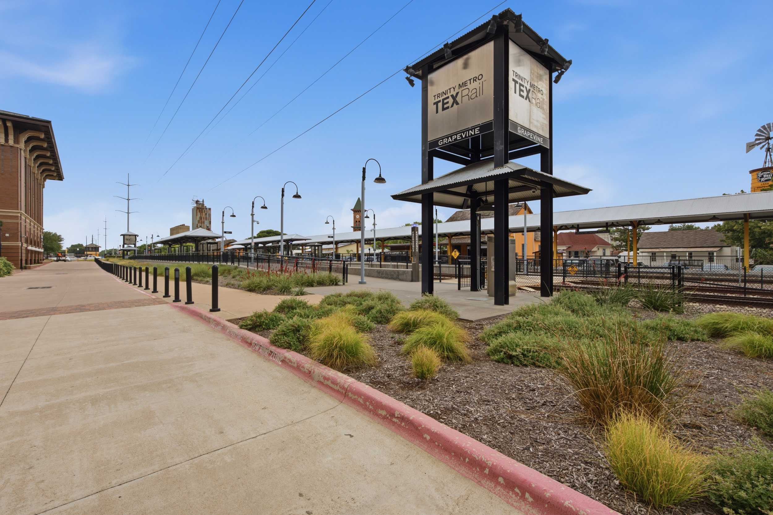  A Rare Opportunity to Live in Historic Downtown Grapevine - 物件實景