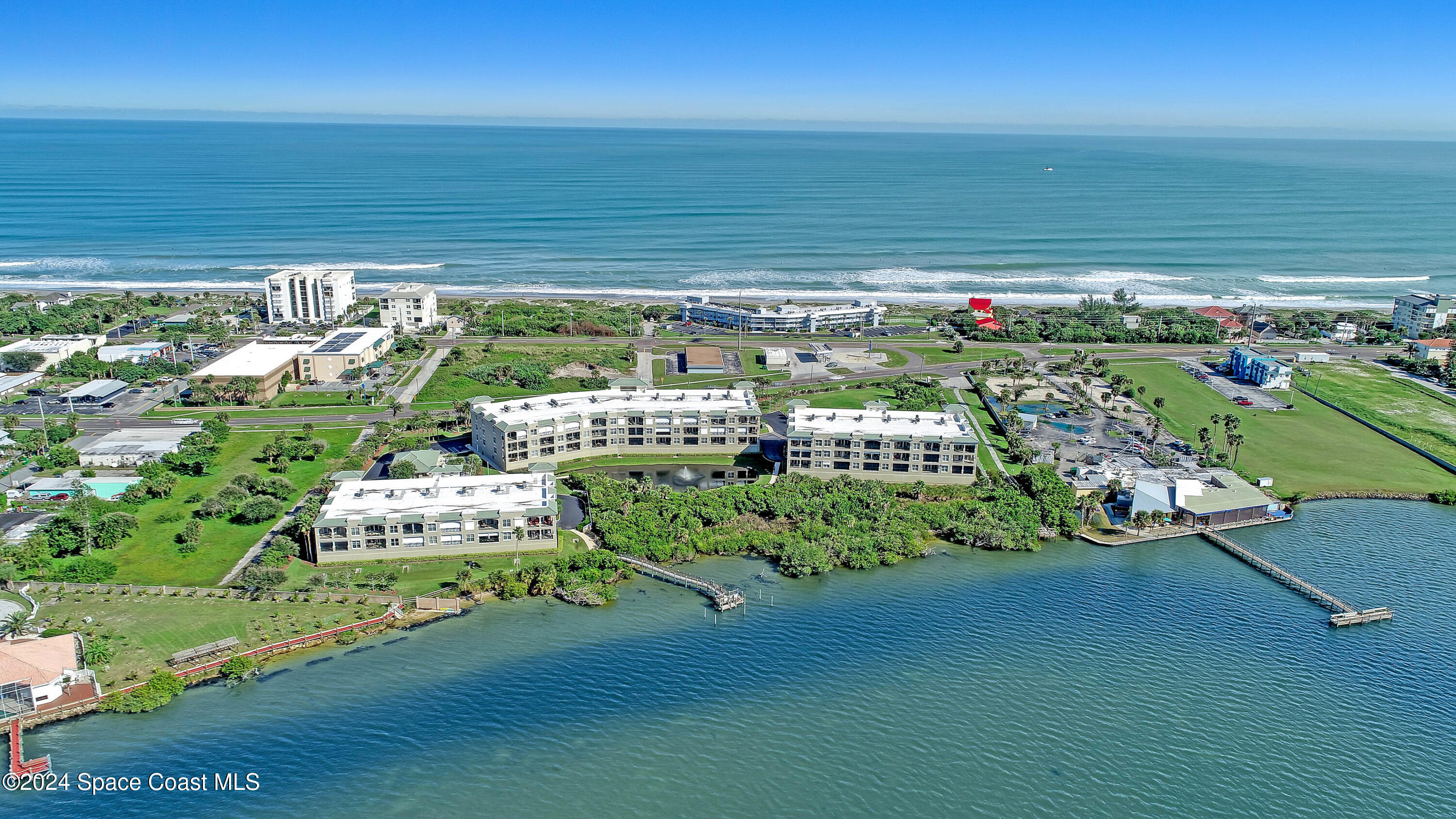 Cocoa Beach, Florida, 32931, United States, 3 Bedrooms Bedrooms, ,3 BathroomsBathrooms,Residential,For Sale,1870977