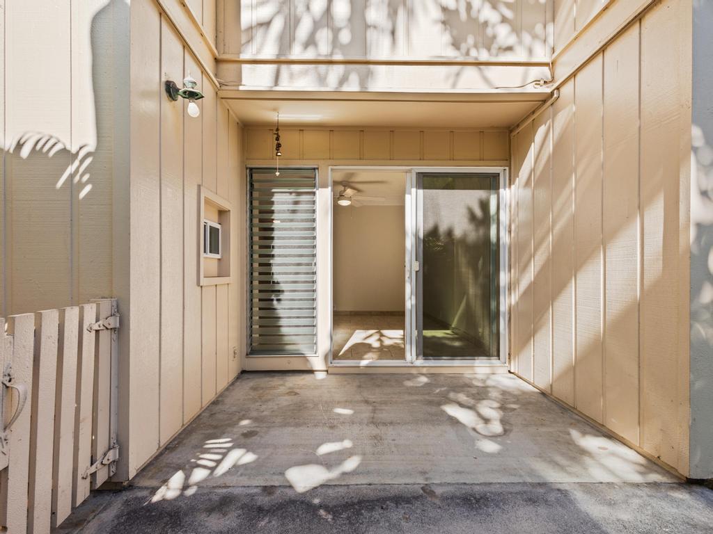 Kailua-Kona, Hawaii, 96740, United States, 3 Bedrooms Bedrooms, ,2 BathroomsBathrooms,Residential,For Sale,1942007