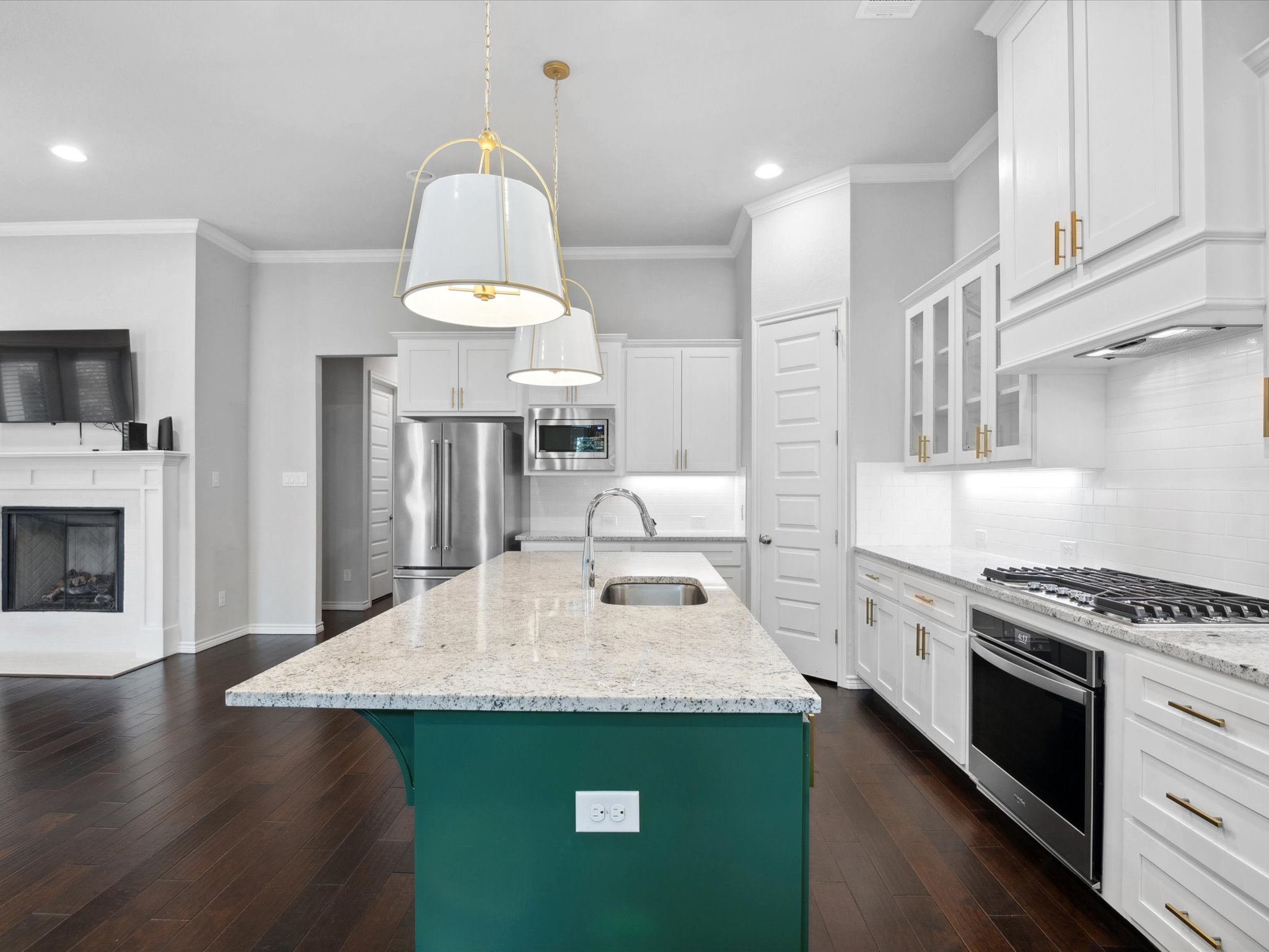 Fort Worth, Texas, 76114, United States, 3 Bedrooms Bedrooms, ,5 BathroomsBathrooms,Residential,For Sale,1922008