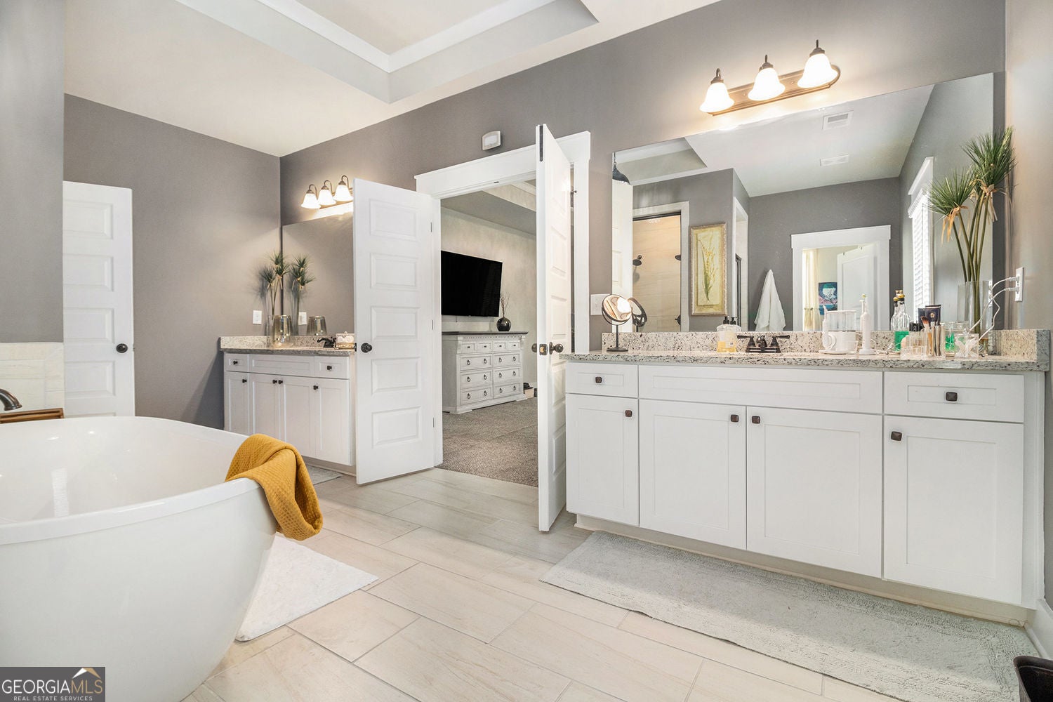 Senoia, Georgia, 30276, United States, 5 Bedrooms Bedrooms, ,4 BathroomsBathrooms,Residential,For Sale,1985823