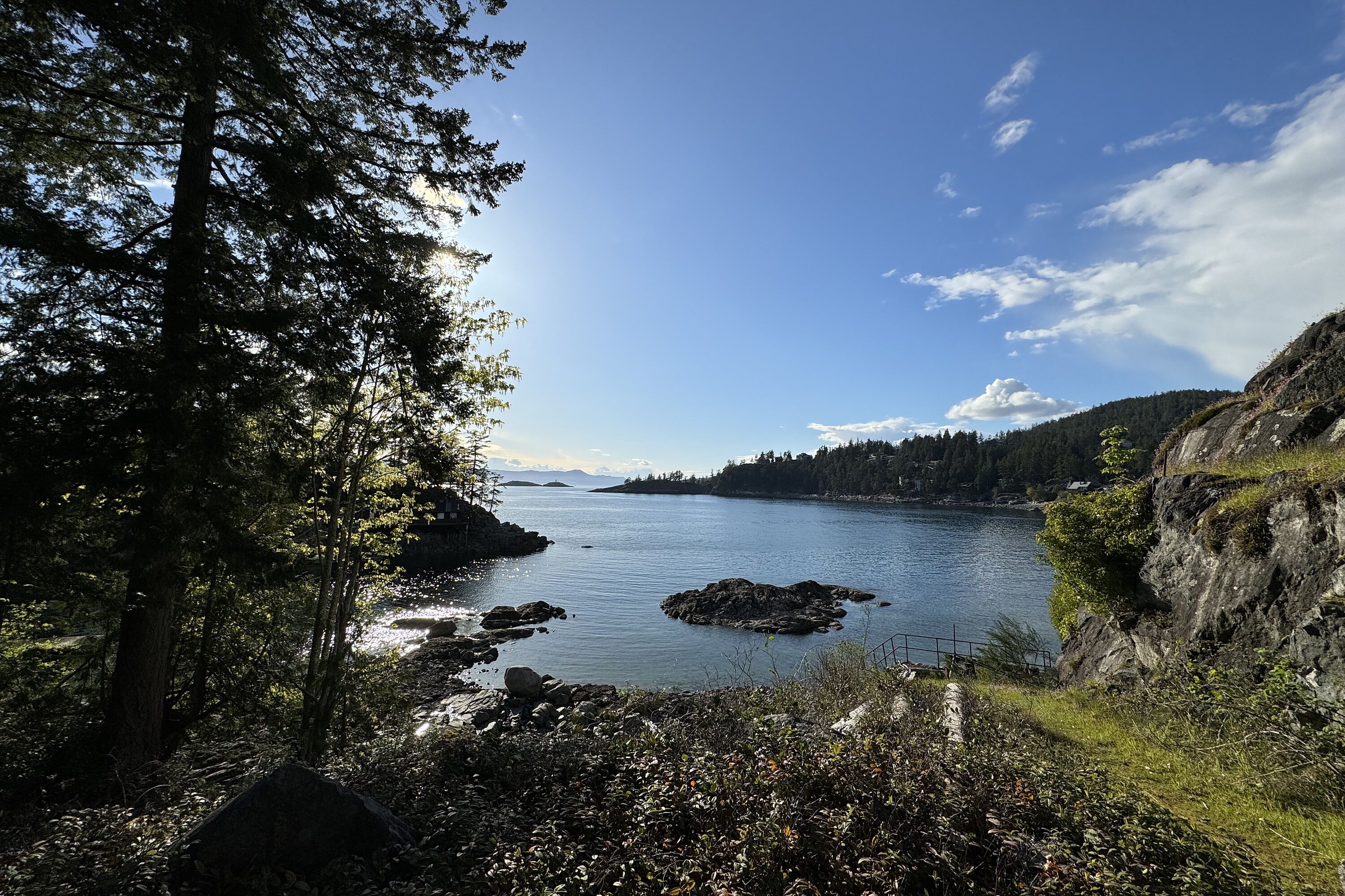  Garden Bay, Sunshine Coast - 物件實景