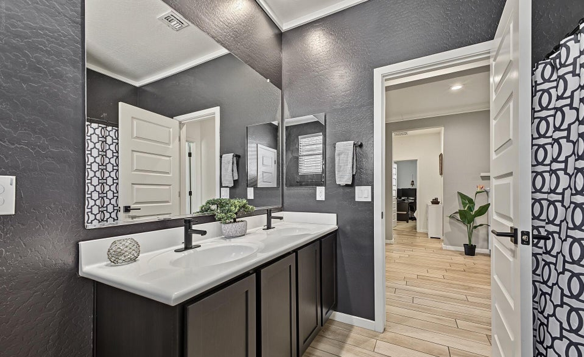  36304 N Chayton Dr  San Tan Valley, AZ - 物件實景